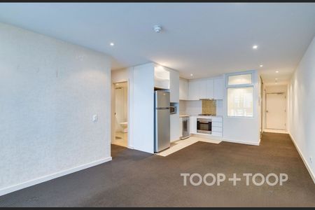 Suits Your Style - Photo 3