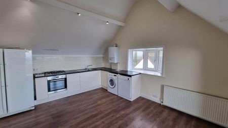 2 bedroom apartment to rent - Photo 3