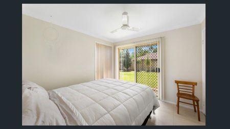 4 Floyd Court, 4214, Parkwood Qld - Photo 3