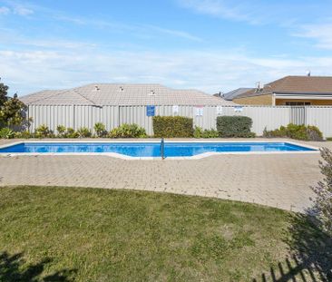 Amazing Location - Photo 5