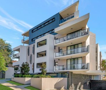 Stunning Apartment in Perfect Location - Photo 6