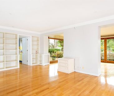 4 bedroom detached house to rent - Photo 1