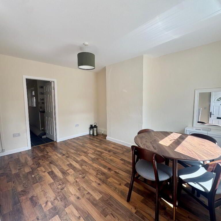 31 Olympia Drive, Tates Avenue, Belfast, BT12 6NG - Photo 1