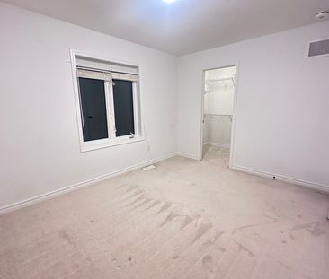 For Lease - 181 Forestwalk Street, Kitchener, Ontario - Photo 5