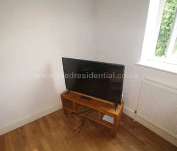 Exeter Road, Birmingham. First Floor four bedroom purpose built flat. - Photo 3