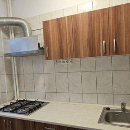 Vitan auchan ramnicu sarat etaj 2 - Fotografie 3