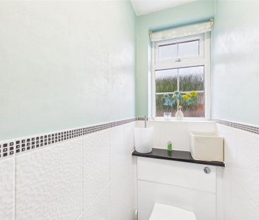 2 bedroom maisonette to rent - Photo 5