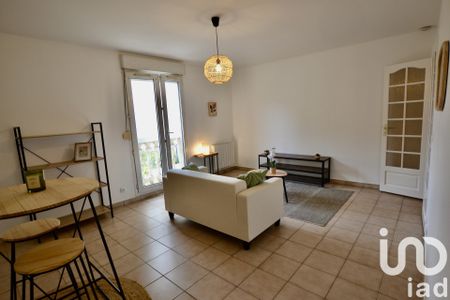 Studio 1 pièce de 32 m² à Poissy (78300) - Photo 2