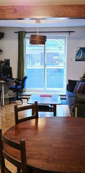 4 1/2 à un prix exceptionnel : 1124$/mois !!! En stand by - Photo 1