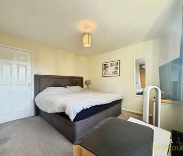 The Thatchers, CM23, Bishops Stortford - Photo 5