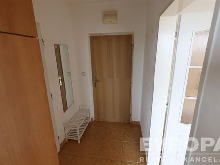 Pronájem bytu 1+1 37 m2 - Fotografie 4