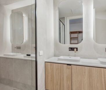 Ground-Floor Apartment with Courtyard - Photo 6