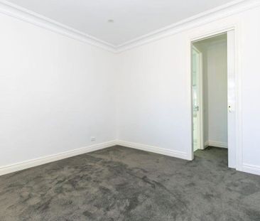 28 Belmont Road, Glen Waverley - Photo 2