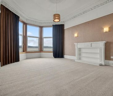 3 bedroom flat to rent - Photo 2