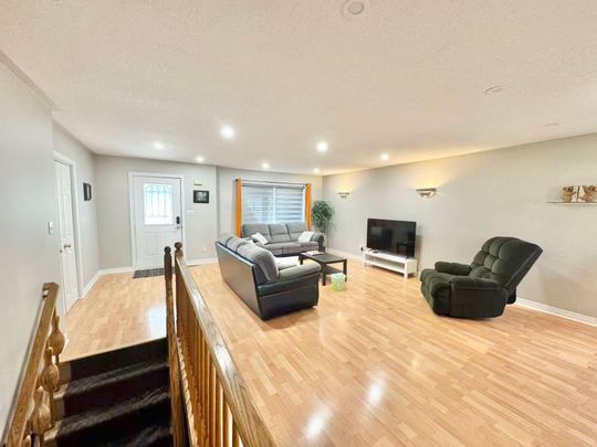 For Lease - 8189 Harvest Crescent, Niagara Falls, Ontario - Photo 1