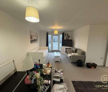 Thornhill Court, Maplin Park, Slough, SL3 - Photo 3