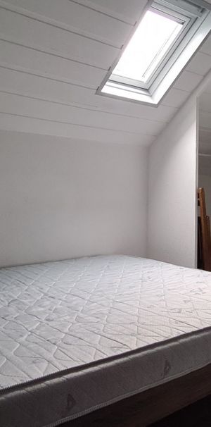 Location Appartement 1 pièce 17m² ARMENTIERES 59280 - Photo 1