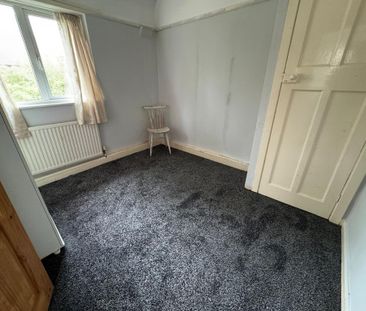 2 bedroom semi-detached house to rent - Photo 5