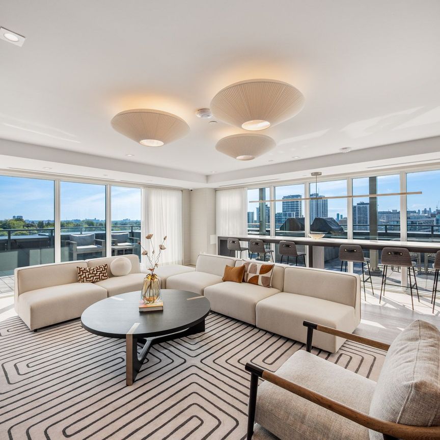 For Lease - 8 Manor Road Unit# 301, Toronto, Ontario - Photo 1