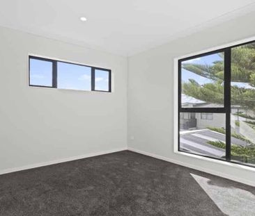 New 3 bedroom house Mangere - Photo 2