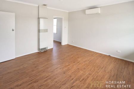 Newly Renovated 3 Bedroom Home - Photo 2