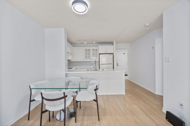 For Lease - 18 Wanless Avenue Unit# 302, Toronto, Ontario - Photo 1