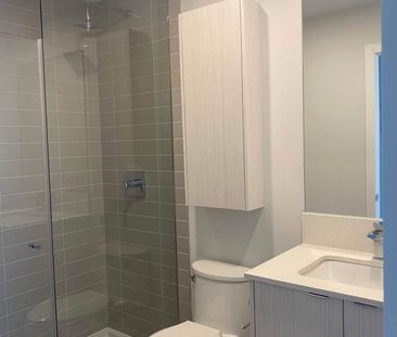 For Lease - 4130 Parkside Village Drive Unit# 2004, Mississauga, On... - Photo 4