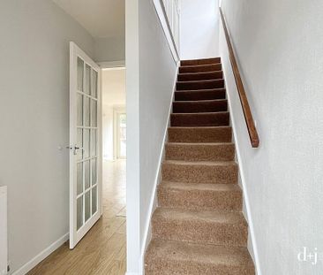 3 bedroom end of terrace house to rent - Photo 1