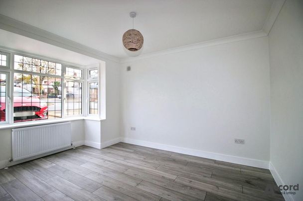 2 bedroom semi-detached bungalow to rent - Photo 1