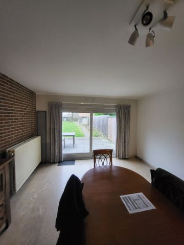 Woning met 3 slaapkamers, garage en tuin - Foto 4