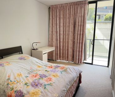 Summer Hill - Photo 1