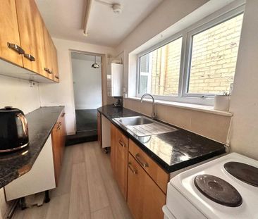 2 bedroom house to rent - Photo 3