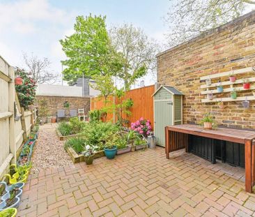 3 bedroom terraced house to rent - Photo 2