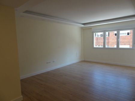 Piso de alquiler en Alameda - Photo 2