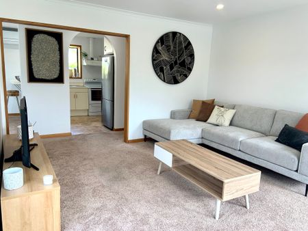 Somerfield, 3 bedrooms - Photo 2