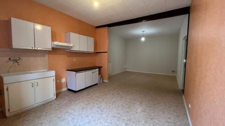 Location Appartement 2 pièces 51m² AUXONNE 21130 - Photo 2
