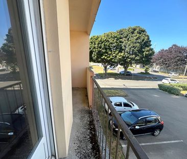 Location Appartement 4 pièces 72m² - Photo 6
