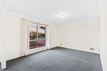 37A Admiralty Crescent, Halls Head. - Photo 3