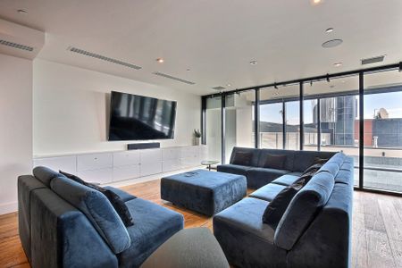 1288 Av. des Canadiens de Montréal, Montréal (Ville-Marie), QC H3B - Photo 3