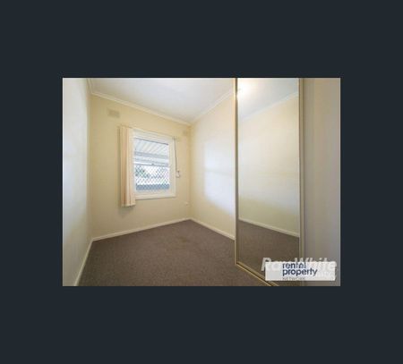 36 Burcombe Street, Elizabeth Vale, SA 5112 - Photo 4