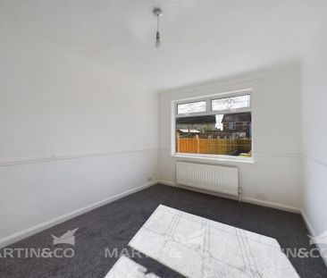 3 bedroom semi-detached house to rent - Photo 5