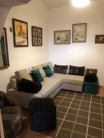 Appartamento in villa via della Chiesa 8, Centro, Rocca Pia - Photo 4