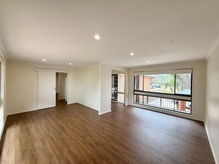 10 Myrtle Close, Adamstown Heights - Photo 5