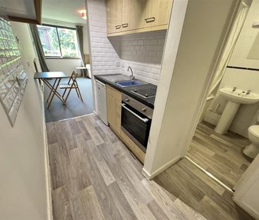 1 bedroom apartment to rent - Photo 2