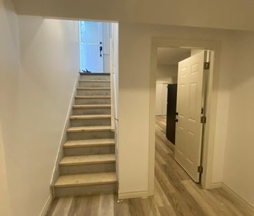 For Lease - 45 Snapdragon Square, Brampton, Ontario - Photo 4