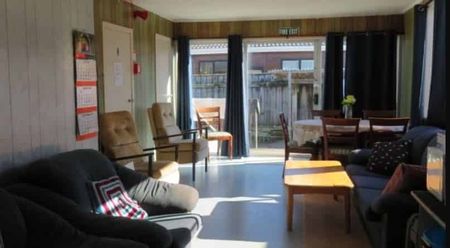 PETONE LIVING - Photo 2