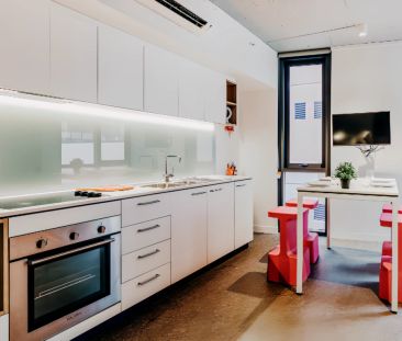 Standard Room in 4-Bed Apartment - Photo 2