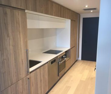 Studio meublé haut de gamme à Griffintown – Vue Canal Lachine & Cen... - Photo 4
