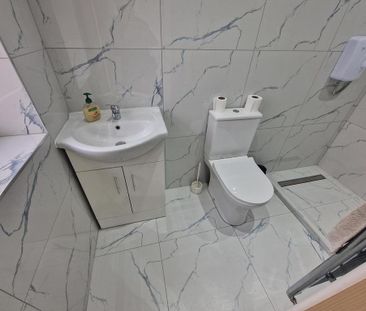 Studio to rent - Photo 6