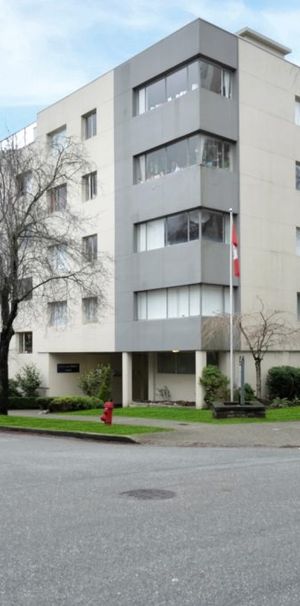 Casa Del Vandt Apartments - Photo 1